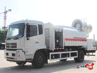 新款東風(fēng)天錦多功能抑塵車 高效環(huán)保，守護城市藍天